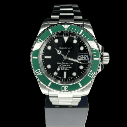 Submariner Starbucks