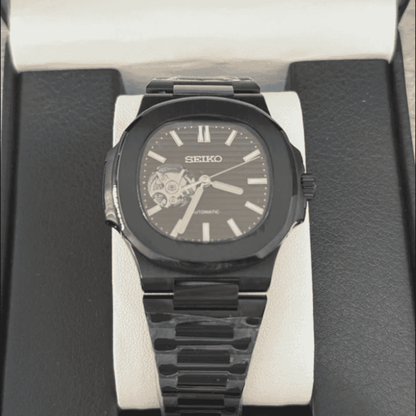 Nautilus Openheart Black Silver