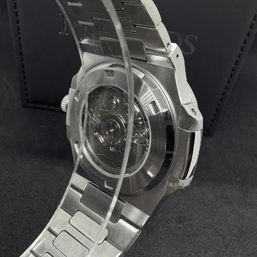 Nautilus Openheart Silver Black