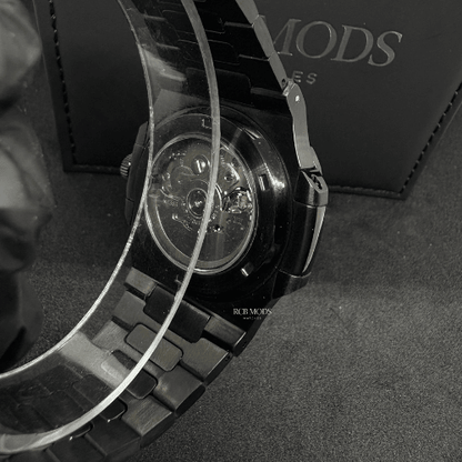 Nautilus Openheart Black Silver