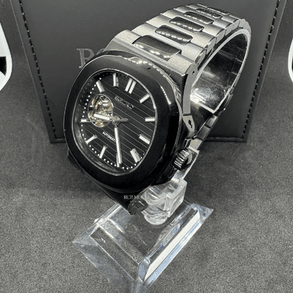 Nautilus Openheart Black Silver