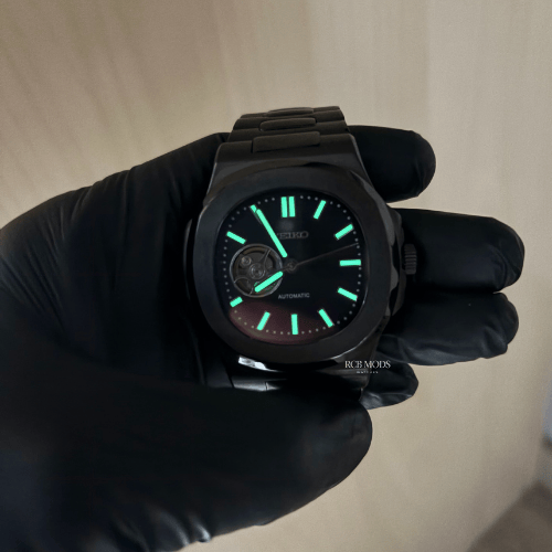 Nautilus Openheart Black Silver