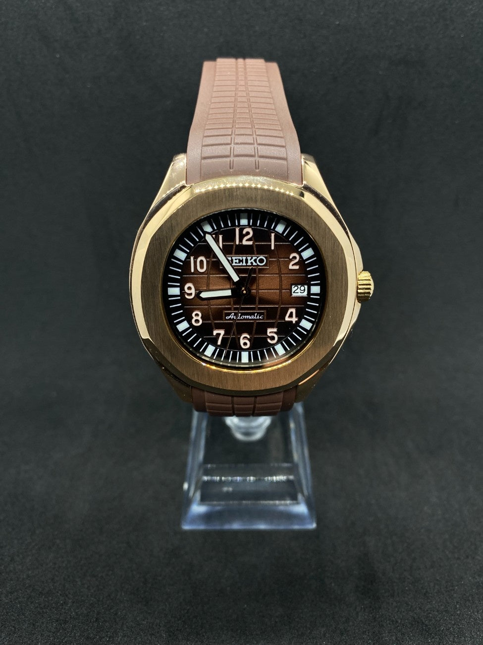 Nauteiko (Aquanaut) Rose Gold Chocolatte