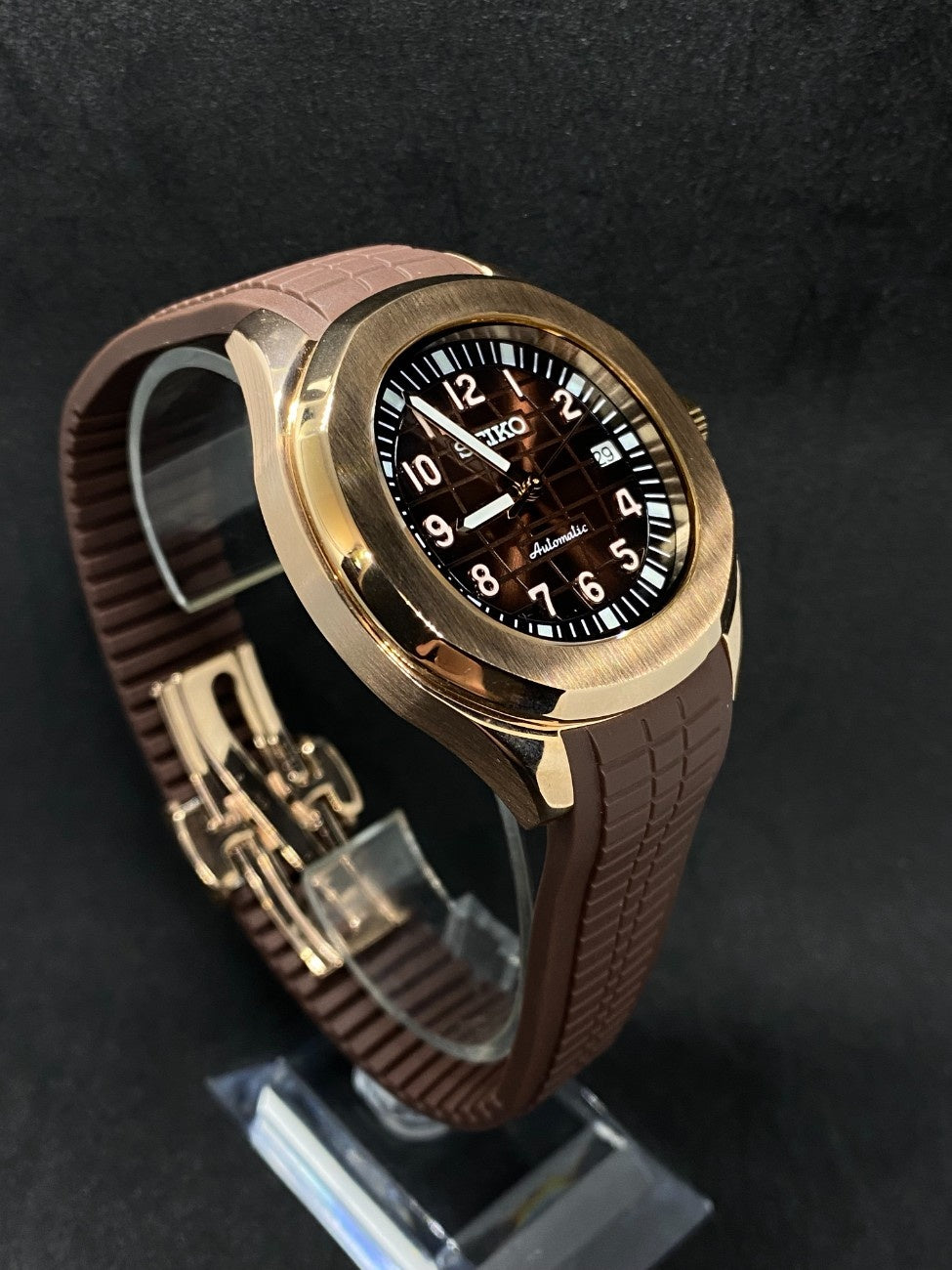 Nauteiko (Aquanaut) Rose Gold Chocolatte