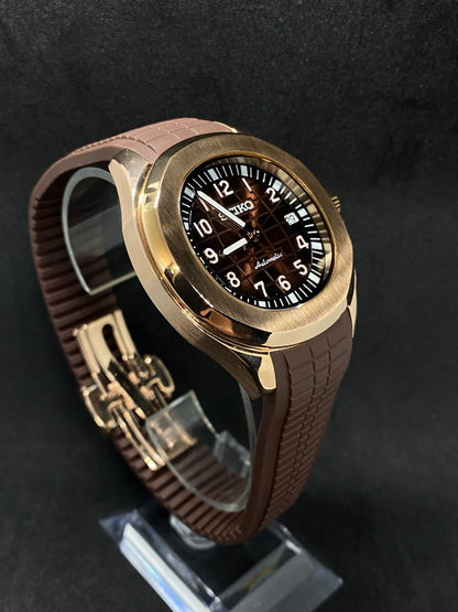 Nauteiko (Aquanaut) Rose Gold Chocolatte