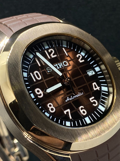 Nauteiko (Aquanaut) Rose Gold Chocolatte