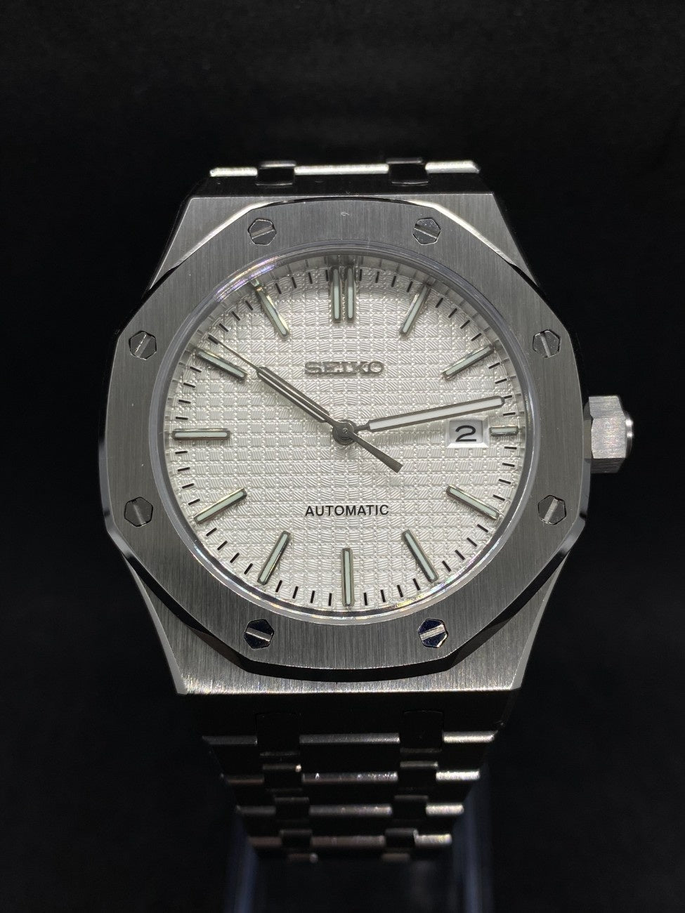 Royal Seikoak White