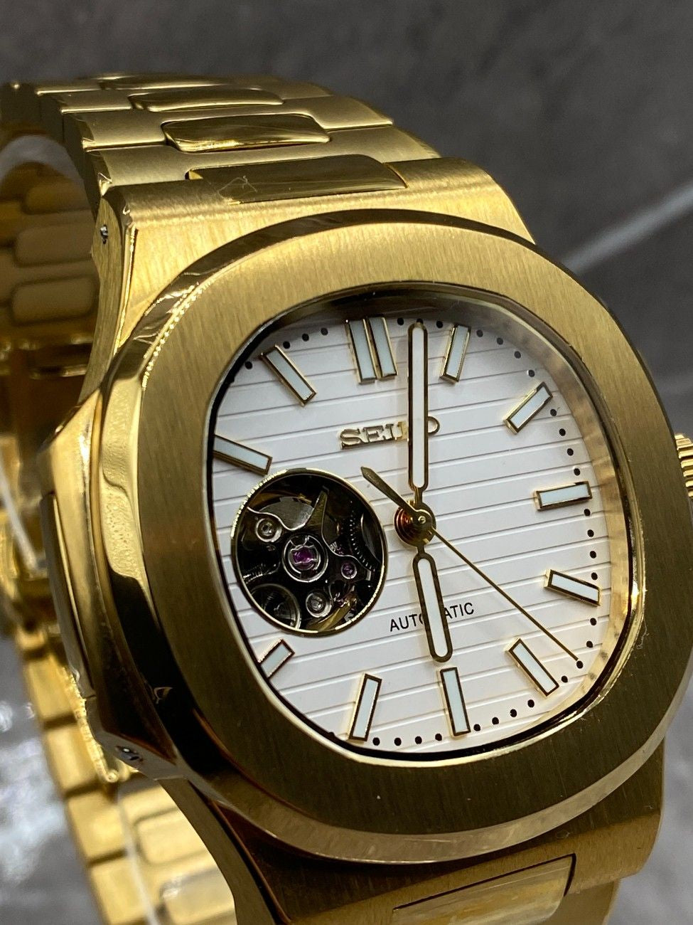 Nauteiko Openheart Gold White