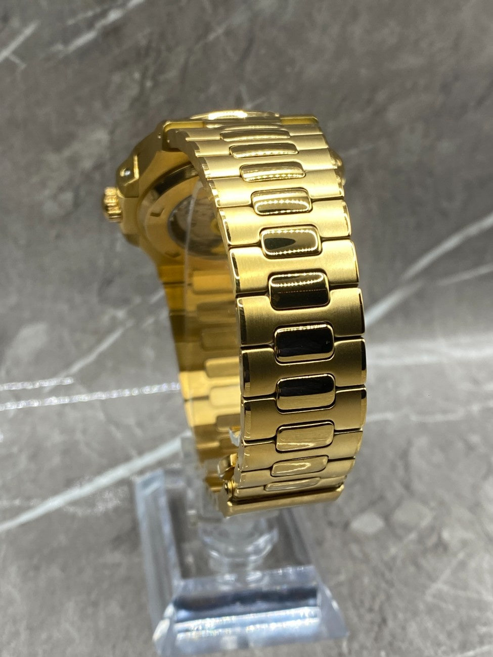 Nauteiko Openheart Gold White