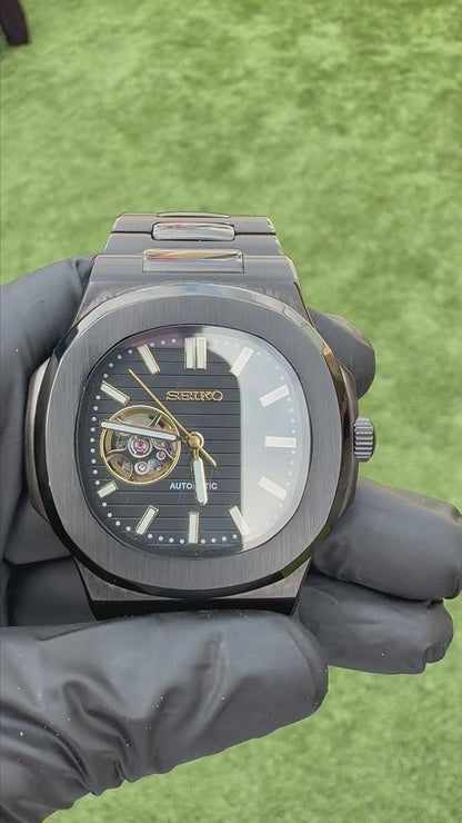 Nautilus Black Gold